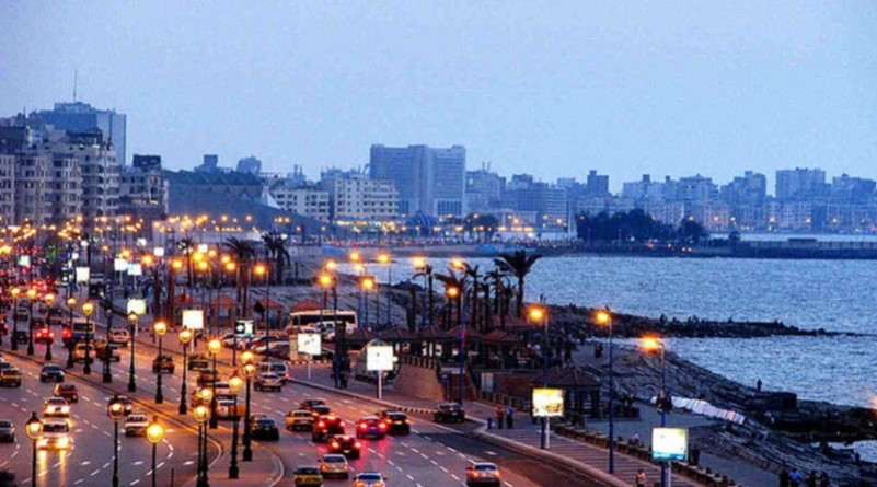التحقيق مع متهمين حاولا ترويج 13 كيلو ذهب مُقلد في الإسكندرية