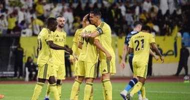 النصر يتمسك بالصدارة في مواجهة الشباب بالدوري السعودي