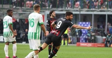 ميلان فى ضيافة ساسولو بالدوري الإيطالي