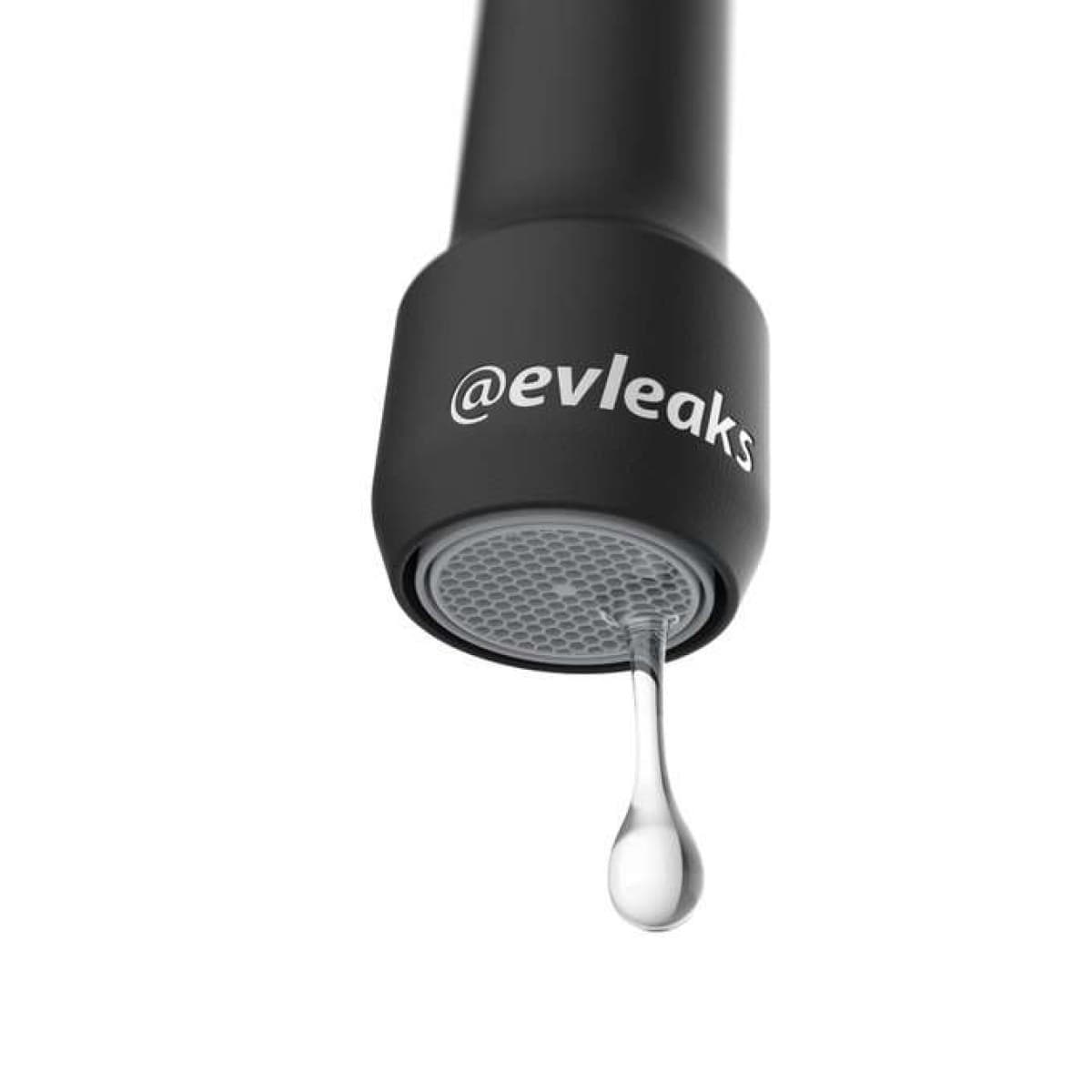 إيفان بلاس يعلن اعتزال حساب evleaks بعد سنوات من التسريبات