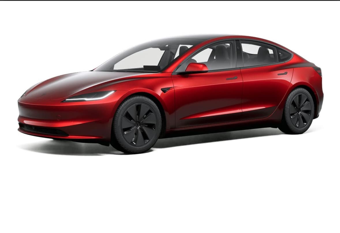 تسلا تطرح أرخص نسخة Model 3 Premium في كندا وتخفض سعر فئة Performance بنسبة 17