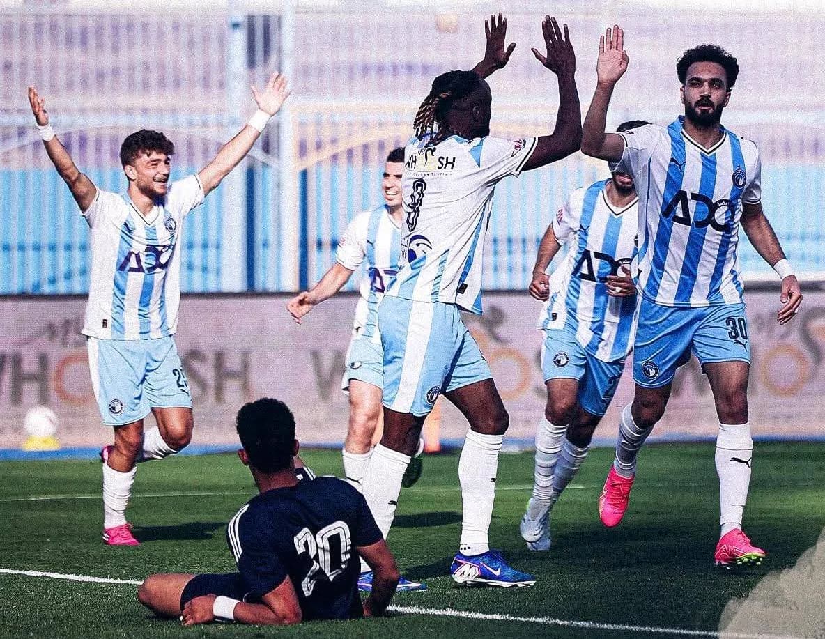 الدوري المصري: بيراميدز يقفز لمشاركة الزمالك الصدارة مؤقتا