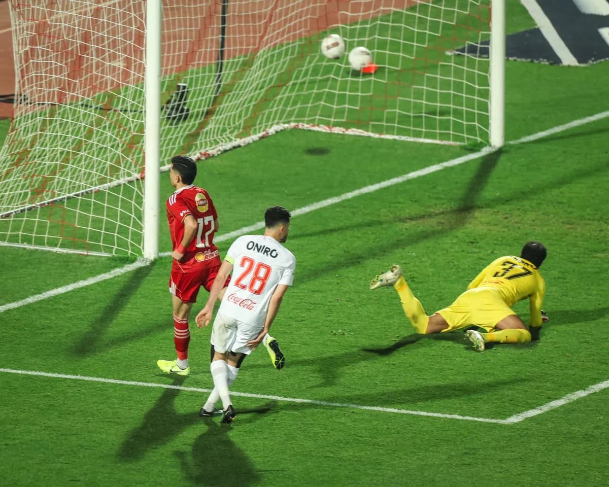 الأهلي يتدارك موسمه الكارثي ويتنفس الصعداء بثلاثية الزمالك