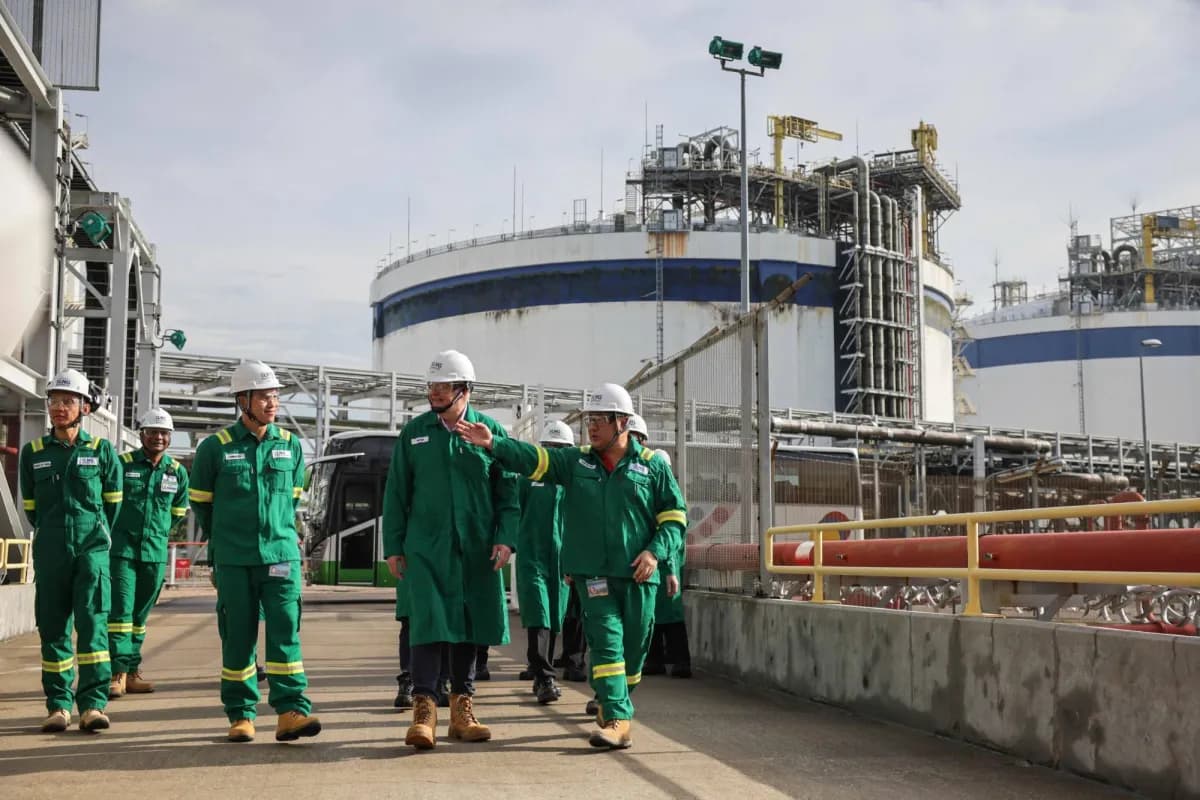 وزراء مالية رابطة آسيان قلقون من تداعيات توتر حرب إيران