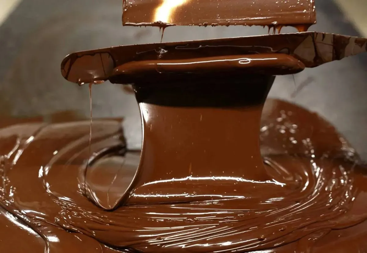 الشوكولاته الداكنة... سر جديد لإبطاء الشيخوخة