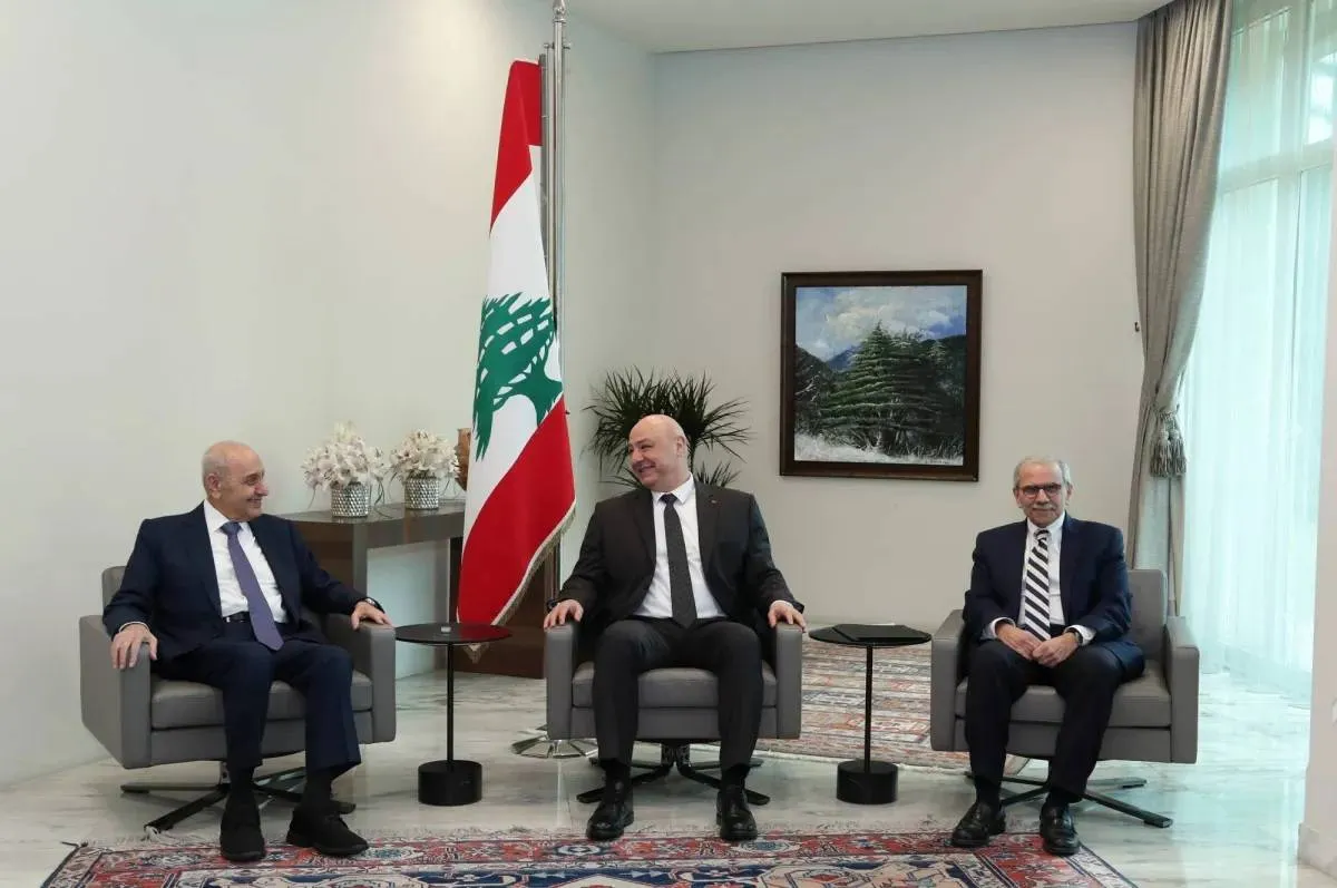 حزب الله يسلم أوراقه لإيران لأن عون لا يملك ما يعطيه