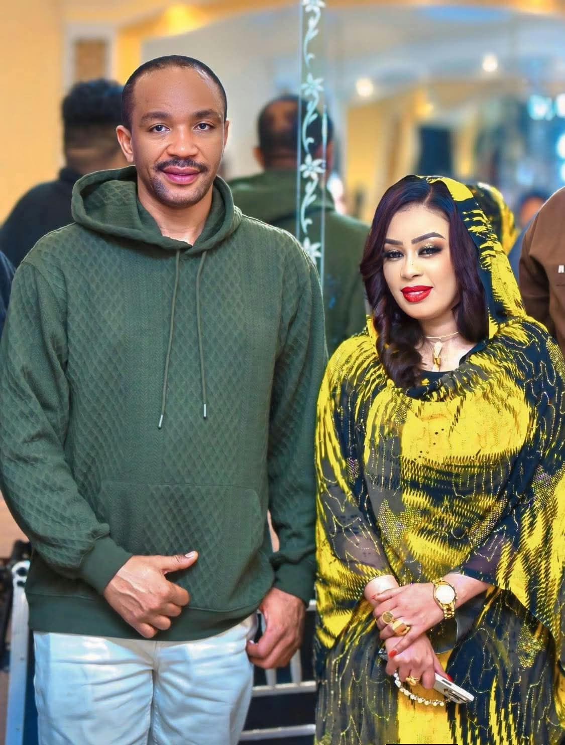 شاهد بالفيديو.. أكل القروش.. الفنانة إنصاف مدني تتهم مدير أعمال المطربة إيمان الشريف باستلام عربون عدد كبير حفلاتها والتصرف فيها