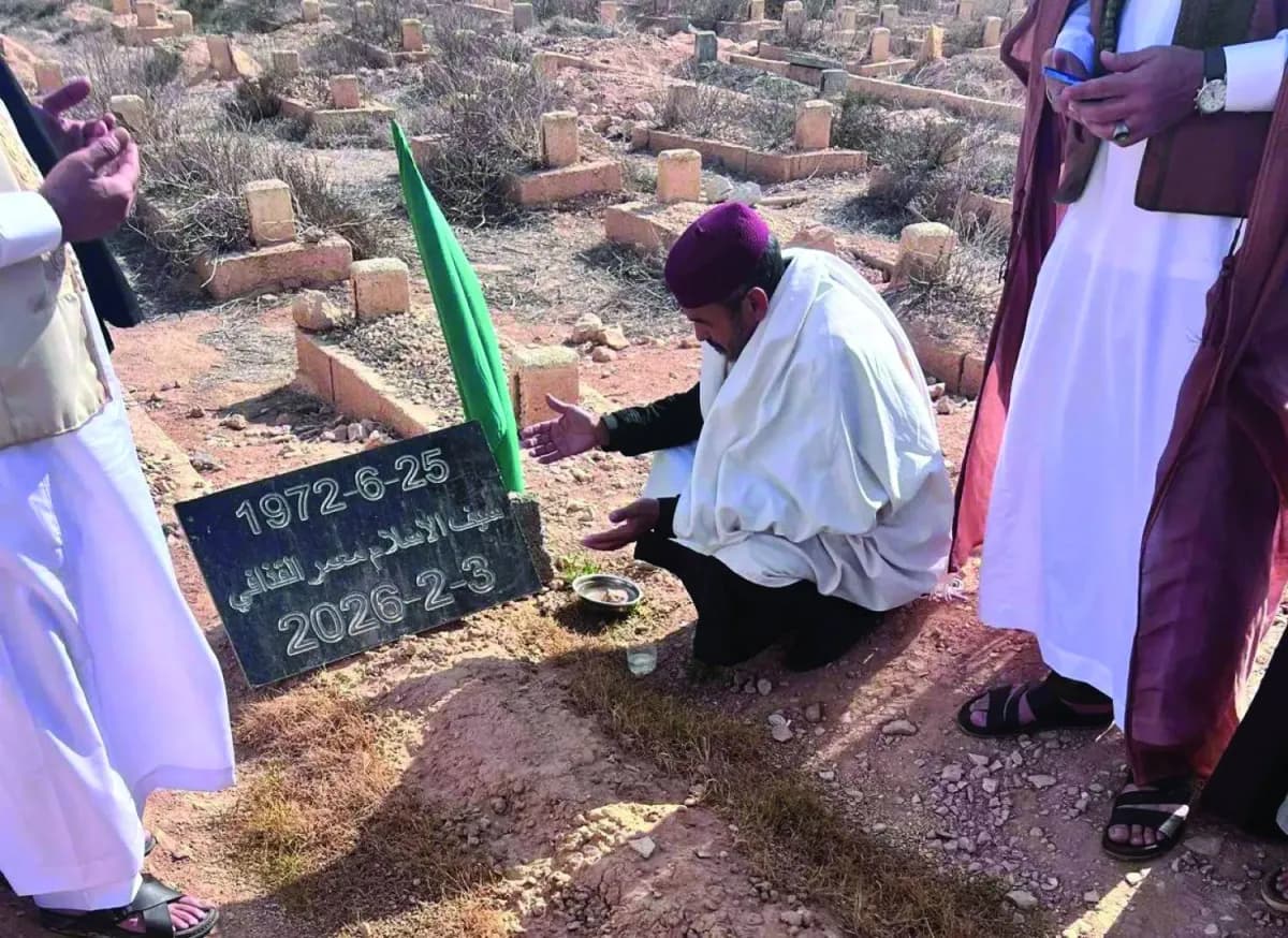 حارس سيف القذافي يبرئ نفسه ...ويتهمه باللامبالاة