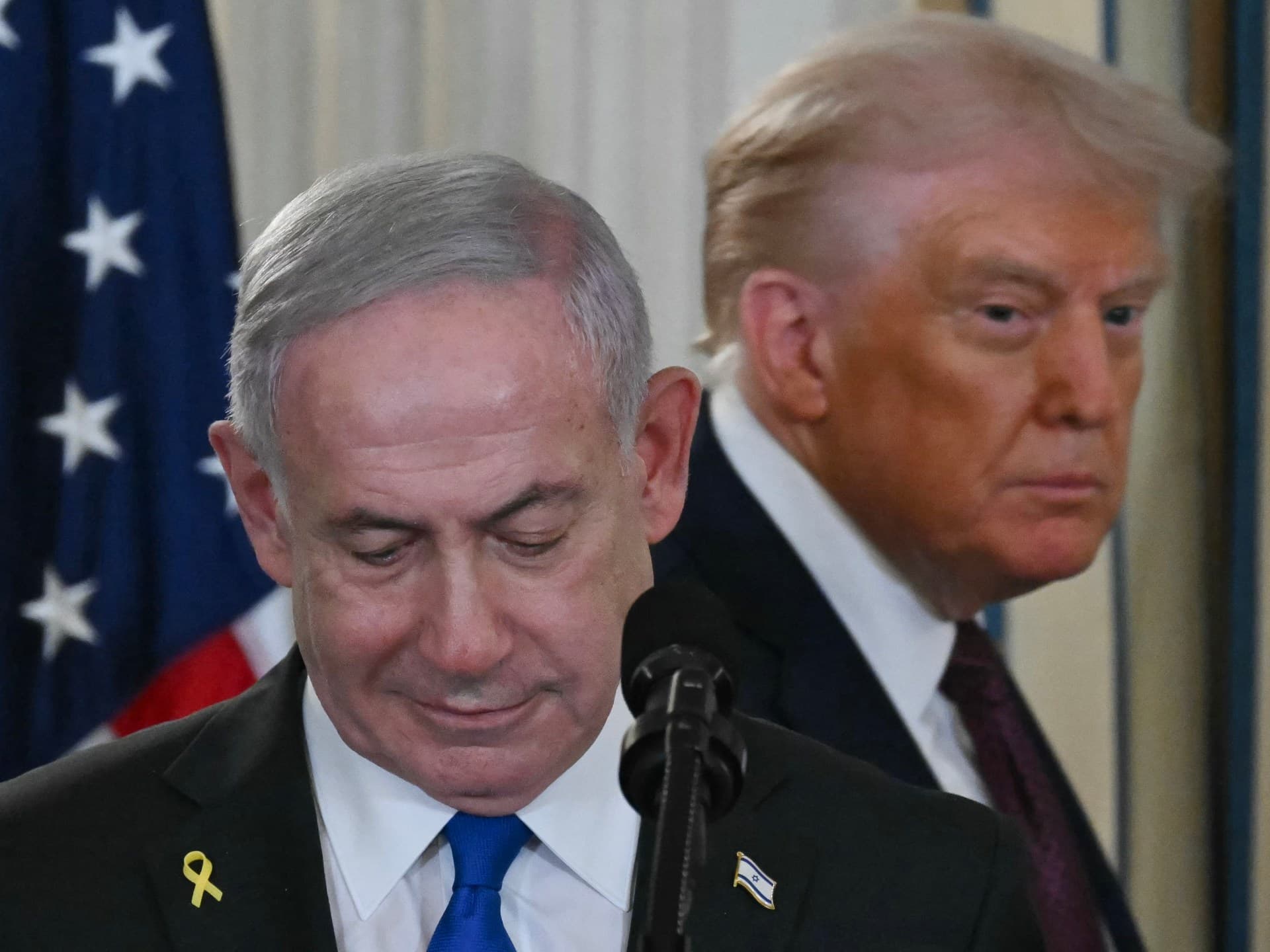 كاتب بالإندبندنت: هل اكتشف ترمب متأخرا أنه انزلق إلى حرب إسرائيل