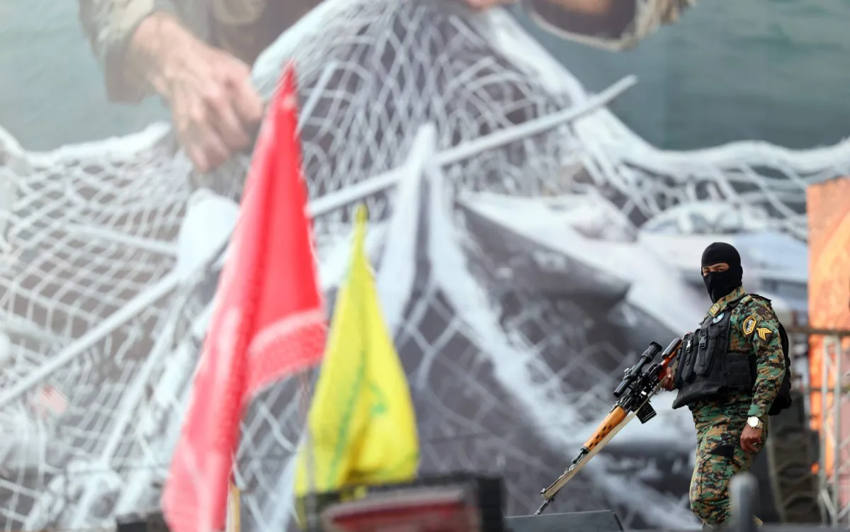 ترمب يدرس حصارا طويلا على إيران