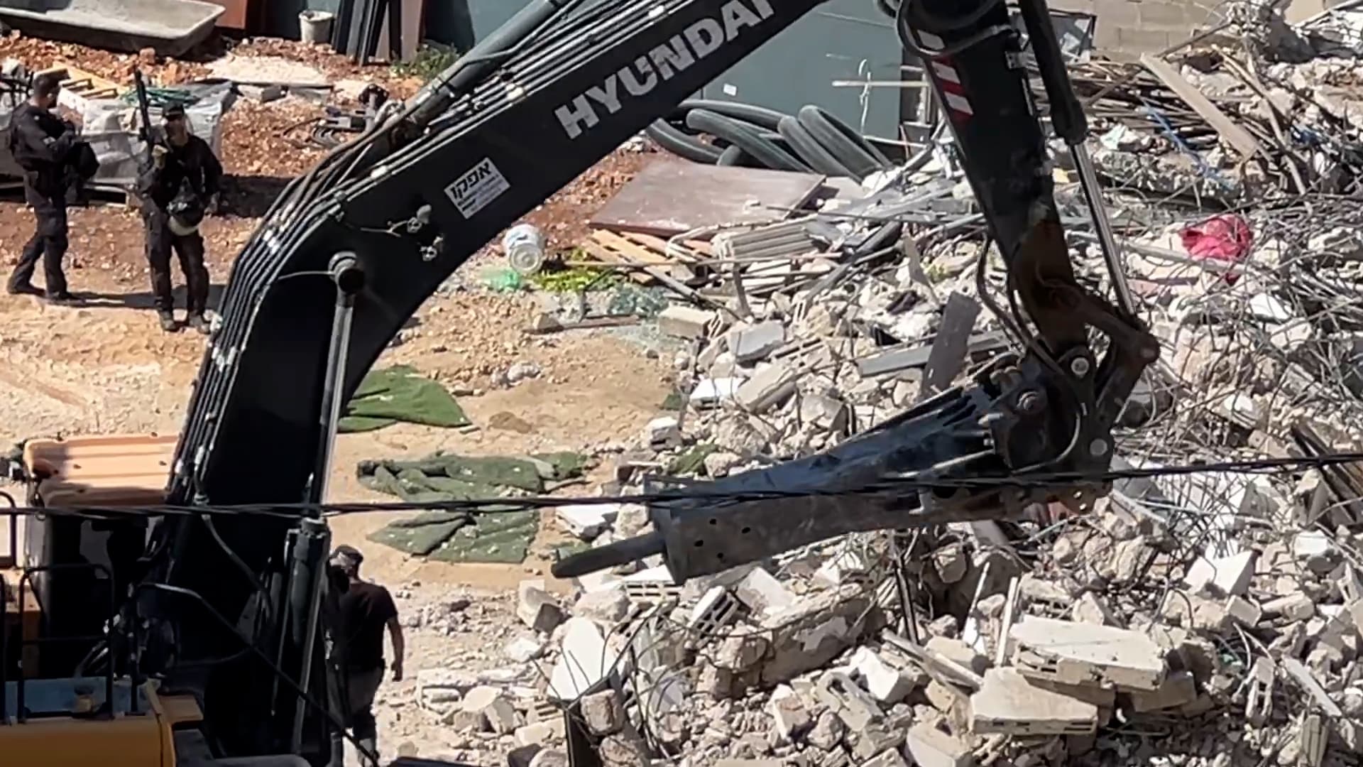 سلوان.. حين يجبر الفلسطيني على هدم بيته بيده أو دفع ثمن الهدم