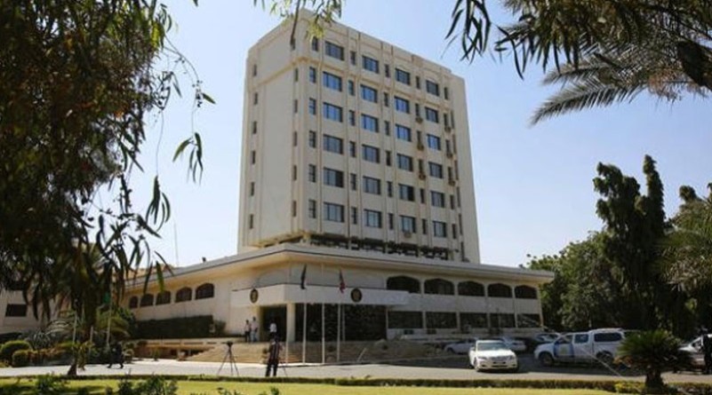 الخارجية: المليشيا المتمردة وظفت التعتيم الإعلامي لتصعيد عملياتها الإرهابية020 الخارجية: المليشيا المتمردة وظفت التعتيم الإعلامي لتصعيد عملياتها الإرهابية