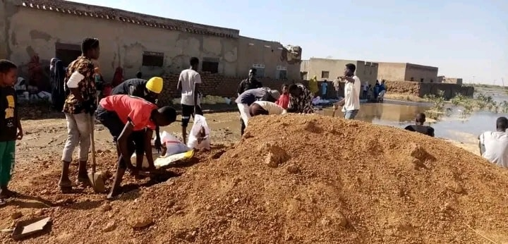 فيضانات غير معتادة تهدد مدن وقرى ولاية سودانية020 فيضانات غير معتادة تهدد مدن وقرى ولاية سودانية