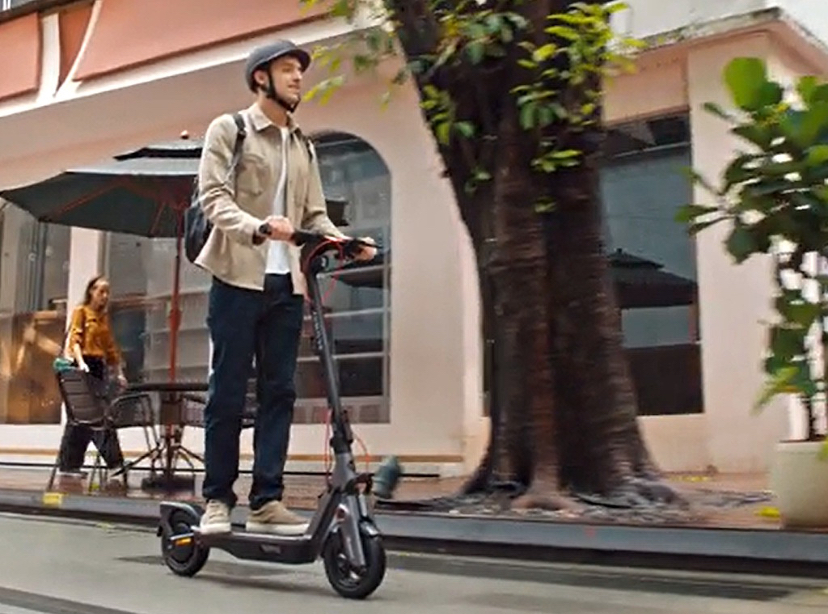 Segway تطلق سكوتر Ninebot F3 الكهربائي الجديد بشاشة ملاحة وإطارات ذاتية الإغلاق020 Segway تطلق سكوتر Ninebot F3 الكهربائي الجديد بشاشة ملاحة وإطارات ذاتية الإغلاق