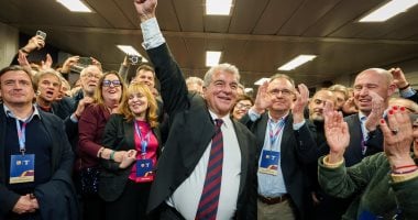 رسميا.. خوان لابورتا يفوز بانتخابات رئاسة برشلونة حتى 2031