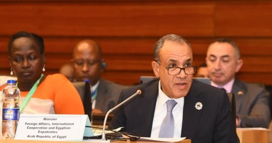 عبد العاطى لواشنطن تايمز: مصر والشرق الأوسط يدفعون ثمنا باهظا جراء حرب إيران