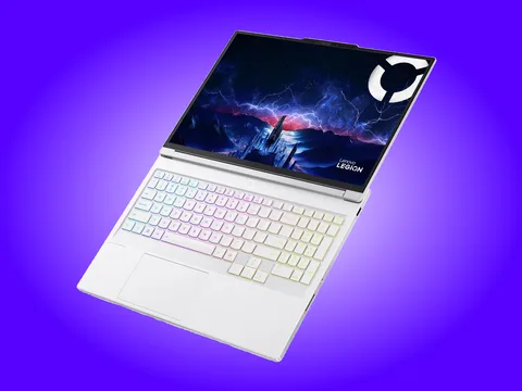 لينوفو تطلق حاسوبها المحمول الجديد Legion 7 16IAX10 المخصص للألعاب بمعالج Intel رائد وبطاقة رسوميات متطورة