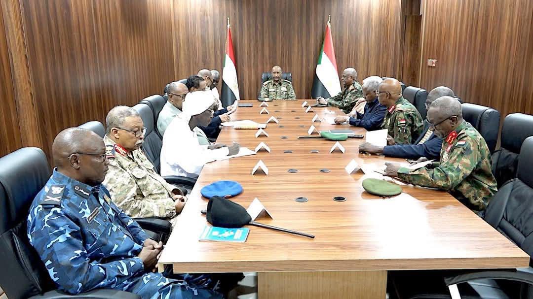 برئاسة البرهان مجلس الأمن والدفاع الوطني يعقد اجتماعه ويستعرض الأوضاع الأمنية020 برئاسة البرهان مجلس الأمن والدفاع الوطني يعقد اجتماعه ويستعرض الأوضاع الأمنية
