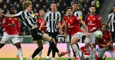 نيوكاسل يضرب مانشستر يونايتد 21 ويلحق أول خسارة بمايكل كاريك.. فيديو