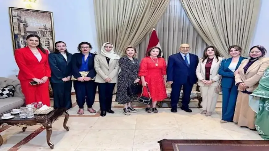 نجمتان مصريتان تستغيثان من العراق بعد إغلاق المجال الجوي