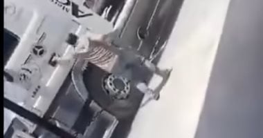 أنقذ العاشر من رمضان من كارثة محققة.. لحظة تضحية سائق شاحنة البنزين بحياته020 أنقذ العاشر من رمضان من كارثة محققة.. لحظة تضحية سائق شاحنة البنزين بحياته