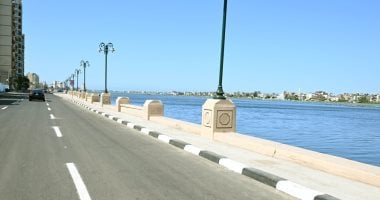 رئيس الوزراء يستعرض أعمال تطوير كورنيش مدينة رشيد