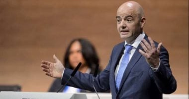يويفا يطالب إنفانتينو بالاستقالة رغم تراجعه عن مشروع خصخصة المونديال