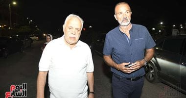 أشرف زكى ومحمد أبو داود يشاركان فى عزاء محمد مرزبان.. صور
