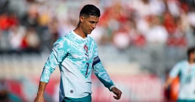 مدرب البرتغال: رونالدو يعمل وفق نظام يومي كامل قبل كأس العالم