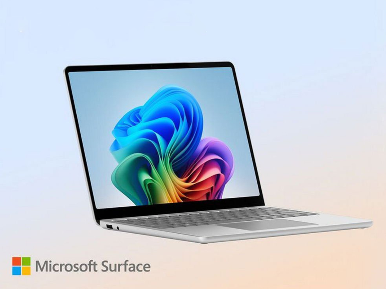 تفاصيل تظهر عن جهاز Surface Laptop 13 والتصميم الجديد قبل الكشف الرسمي020 تفاصيل تظهر عن جهاز Surface Laptop 13 والتصميم الجديد قبل الكشف الرسمي