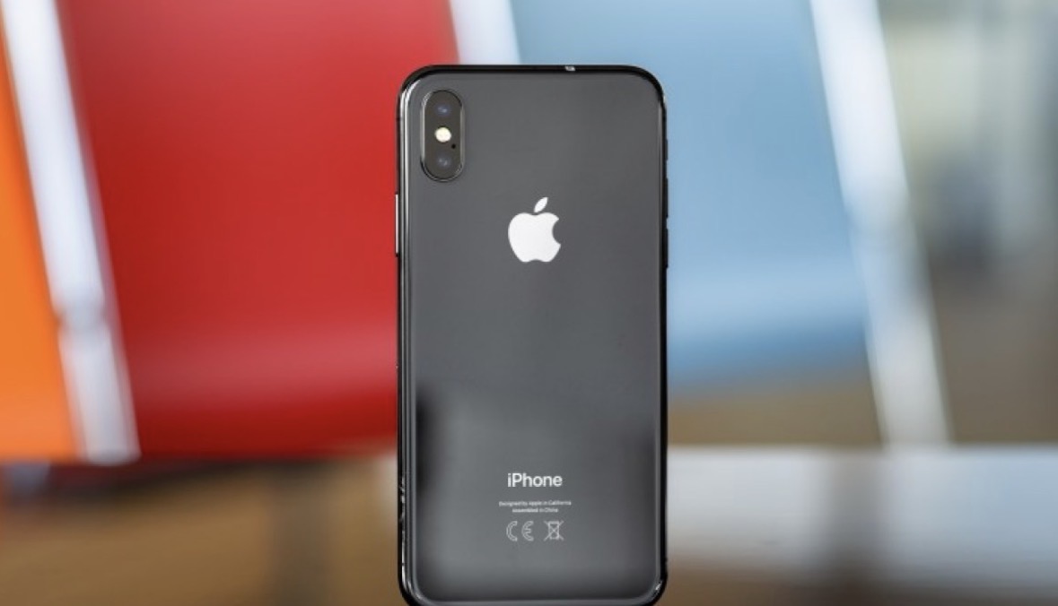بعد 8 سنوات.. iPhone X يدخل قائمة آبل للأجهزة المتقادمة