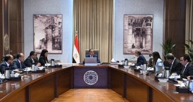 رئيس الوزراء يناقش خطة العمل لإجراء التعداد العام للسكان والإسكان والمنشآت 2027020 رئيس الوزراء يناقش خطة العمل لإجراء التعداد العام للسكان والإسكان والمنشآت 2027