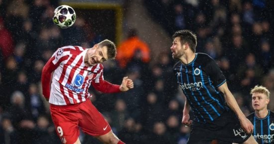أتلتيكو مدريد ضد ديبورتيفو.. التعادل السلبي يحسم الشوط الأول
