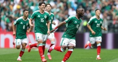 المكسيك تتقدم على جن المكسيك تتقدم على جنوب أفريقيا بهدف في الشوط الأول بافتتاح كأس العالم.. فيديو