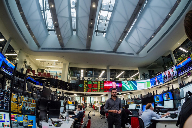 مؤشرات الأسهم في روسيا ارتفعت عند نهاية جلسة اليوم MOEX Russia Index صعد نحو 3.33020 مؤشرات الأسهم في روسيا ارتفعت عند نهاية جلسة اليوم MOEX Russia Index صعد نحو 3.33