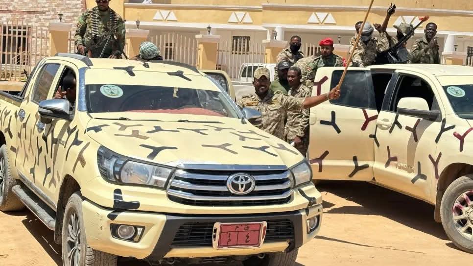 تعزيزات عسكرية للجيش شمال السودان020 تعزيزات عسكرية للجيش شمال السودان