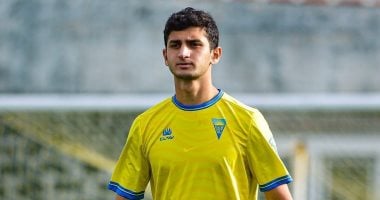 محمد هيثم يسجل في فوز شباب إستوريل ضد بنفيكا بالدوري البرتغالي.. فيديو