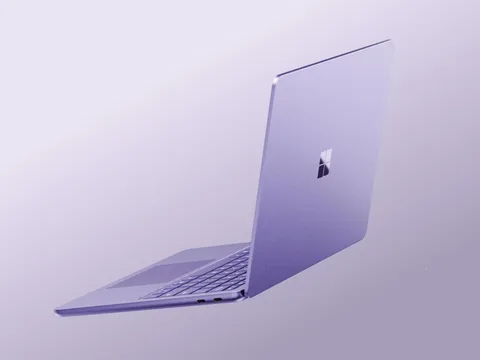 شركة مايكروسوفت تطلق حاسوب Surface Laptop 13inch الإصدار الثاني بشاشة أكثر سطوعا وبطارية تدوم حتى 18 ساعة