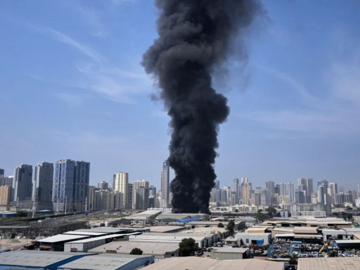 مسيرة تستهدف محيط مطار دبي.. توضيح رسمي يكشف ما حدث