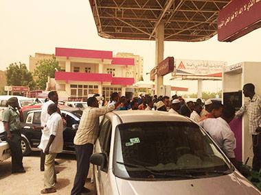 أزمة الوقود الحالية ستنحسر تدريجيا خلال3 أيام وستختفي الصفوف كليا خلال أسبوع