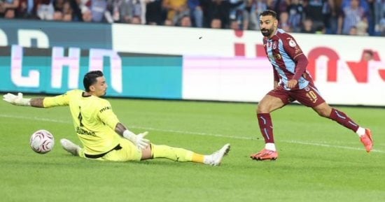 مفاجأة.. محمد صلاح يتفوق على ليفربول بعد هاتريك جالاتا سراي