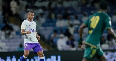 رامى ربيعة يقود العين للفوز على خورفكان بثنائية فى الدورى الإماراتى