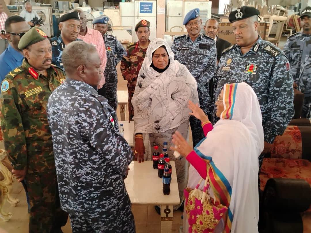 النائب العام تشيد بأجهزة ولاية الخرطوم في جمع المنهوبات من الاماكن العامة ومنازل المواطنين