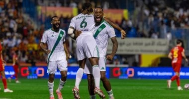 القادسية ضد الأهلى.. الراقى يتفوق بثنائية فى الشوط الأول فيديو