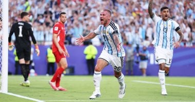 والدة ماك أليستر ترفض الهتافات ضد إنجلترا وتثير جدلا قبل نصف نهائي المونديال