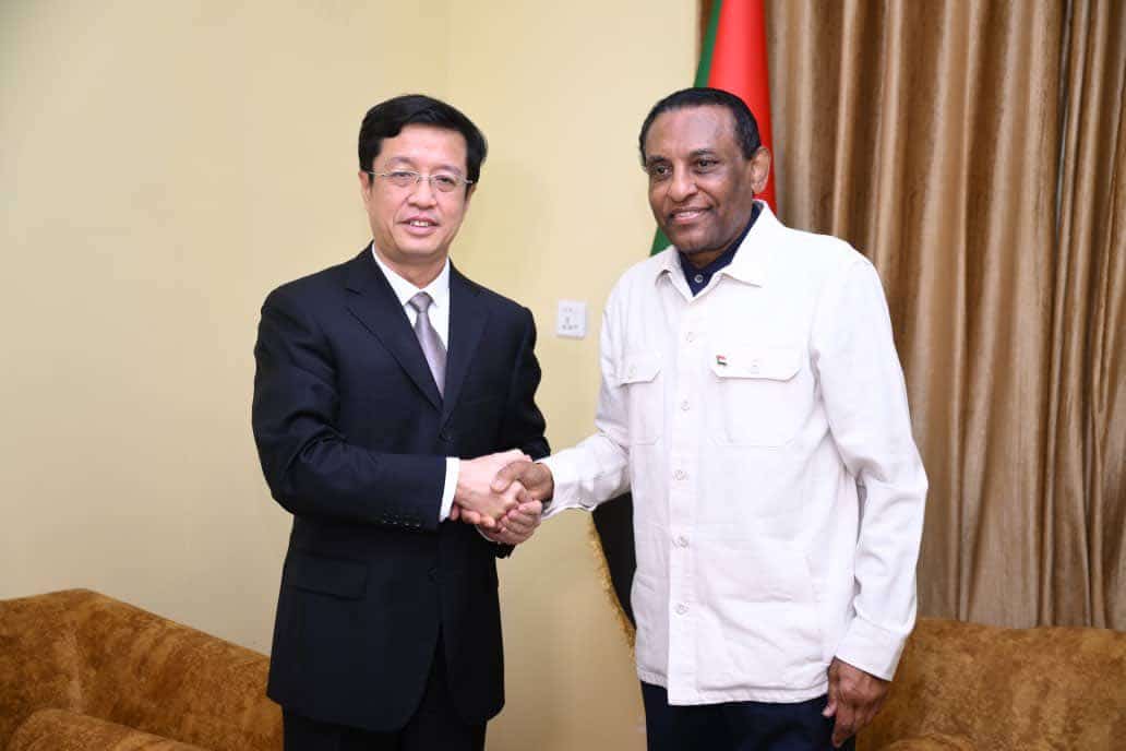 الصين تعد بإعمار السودان تفاصيل اللقاء الحاسم بين إدريس والسفير