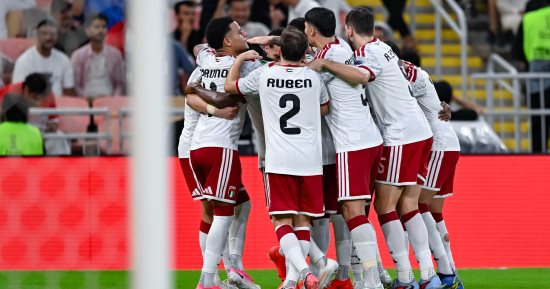 مواجهة مصيرية بين الإمارات والبحرين فى كأس الخليج