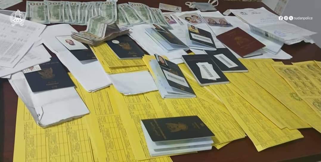 كشف تفاصيل خطيرة عن شبكة إجرامية متخصصة فى تزويير خطابات السفارات وتأشيرات السفر والشرطة تحذر020 كشف تفاصيل خطيرة عن شبكة إجرامية متخصصة فى تزويير خطابات السفارات وتأشيرات السفر والشرطة تحذر