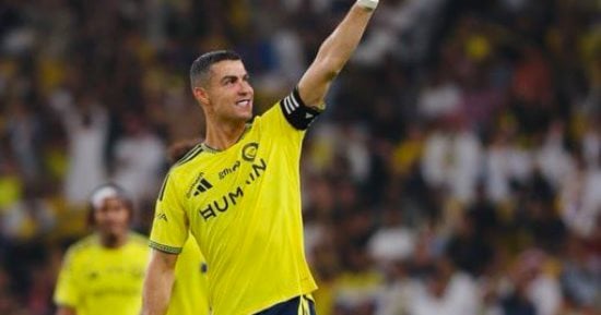 هاتريك رونالدو يقود النصر للفوز بخماسية أمام الخلود بالدوري السعودي.. فيديو