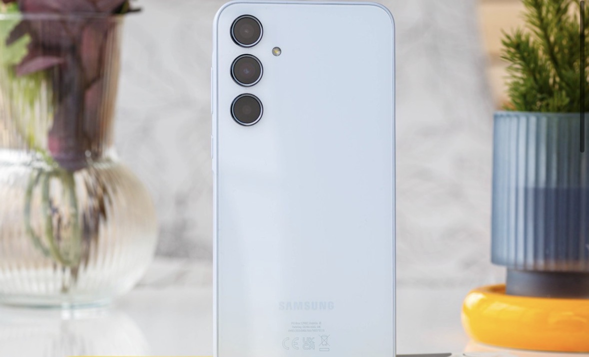 تحديث One UI 9 Beta تحديث One UI 9 Beta قد يصل إلى Galaxy A35 وGalaxy A56 قبل الإصدار المستقر